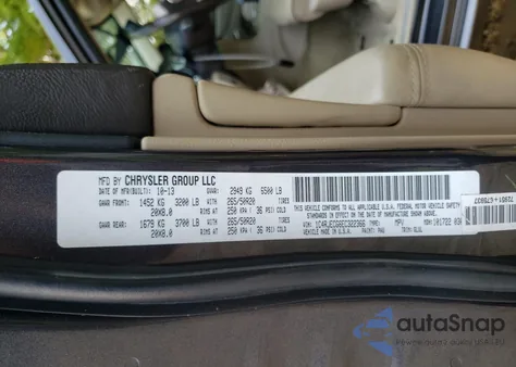 2014 Jeep Grand Cherokee Overland из США, поврежденный, VIN 1C4RJECG6EC322366